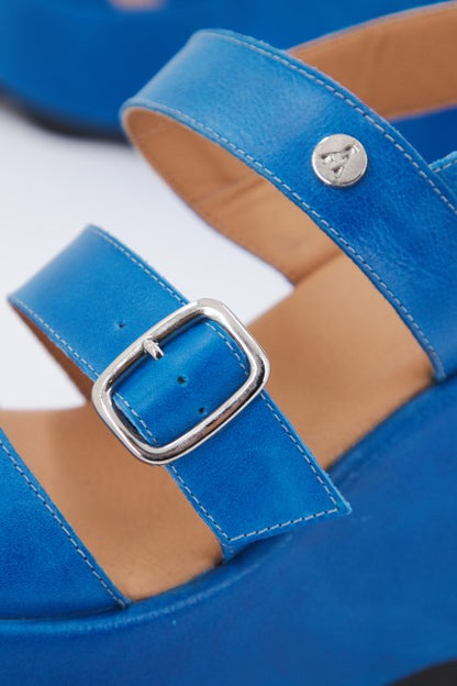 YELLOW CARRIE en color AZULON  (4)