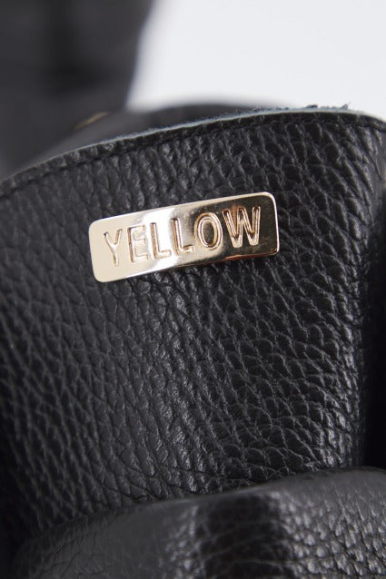 YELLOW JOHN en color NEGRO  (4)