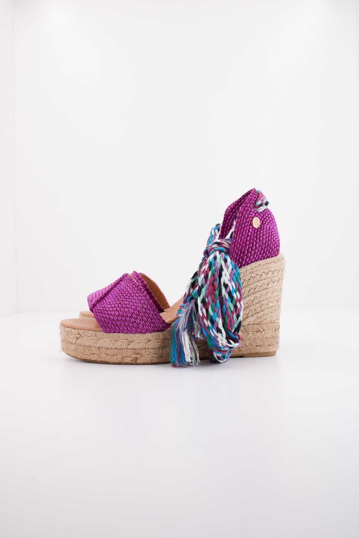 YELLOW AIDA en color MAGENTA  (1)