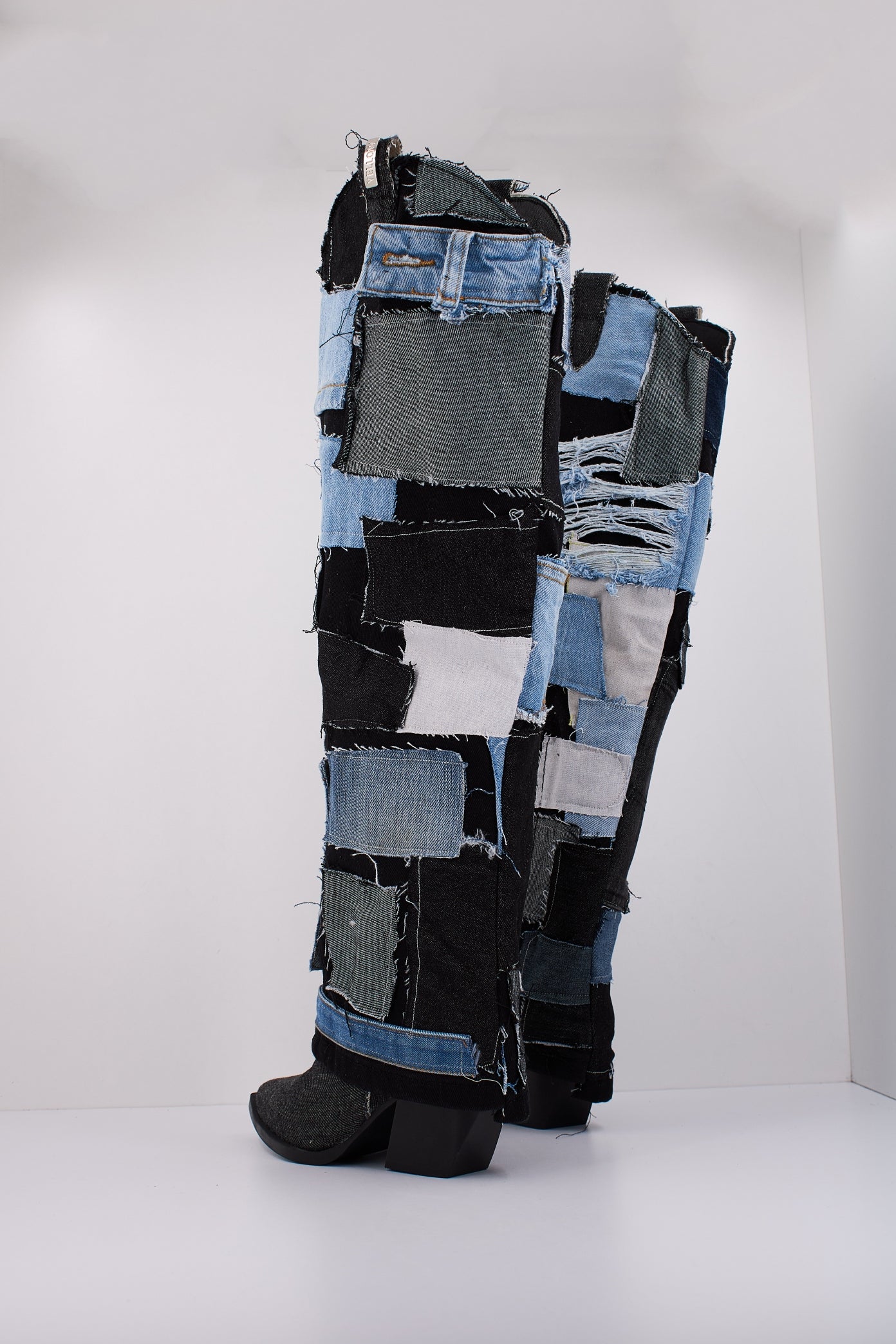 YELLOW NOÉ en color NEGRO  (4)