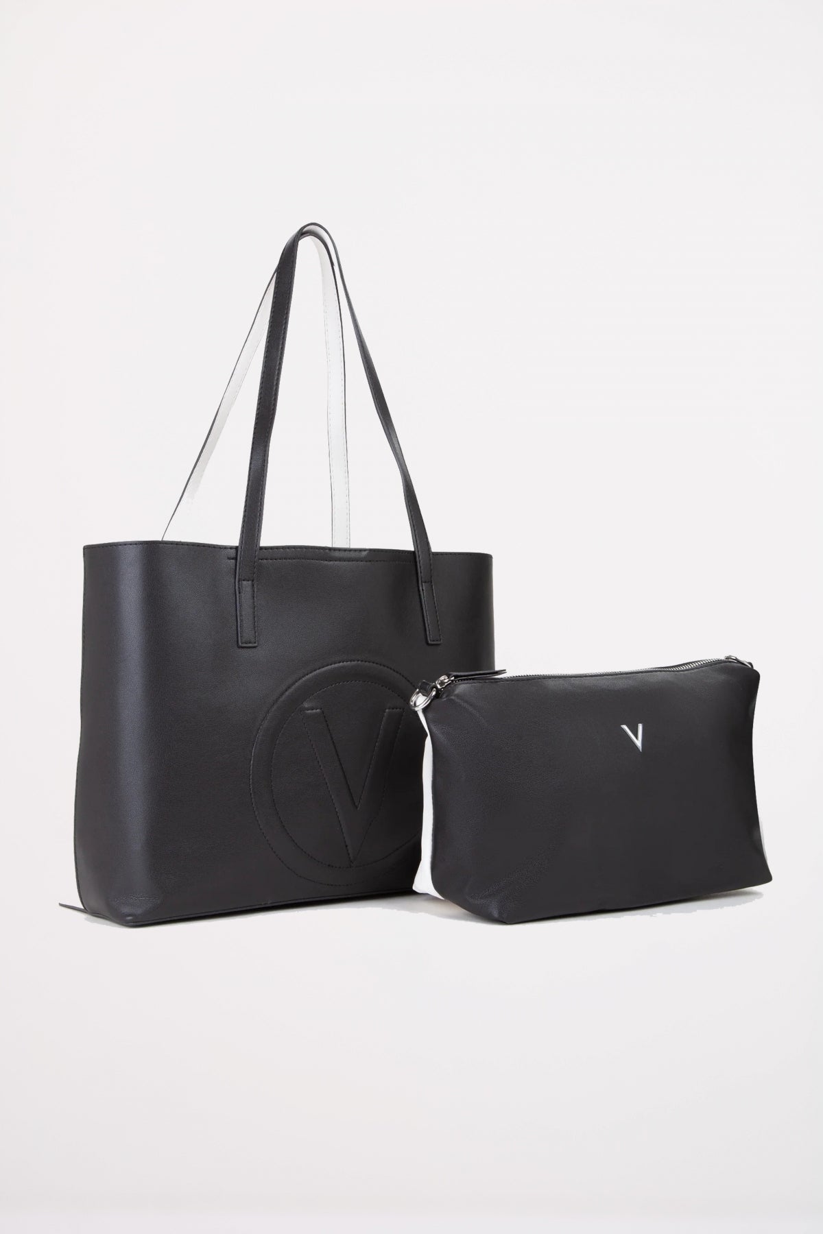 VALENTINO BAGS SELENA RE BAG en color BNCNRO  (2)