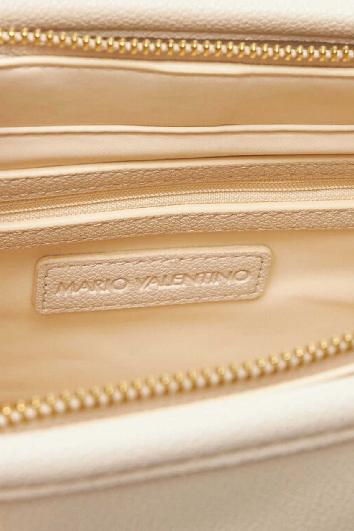 VALENTINO BAGS VBSEO BAG FOXY RE en color ECRU  (5)
