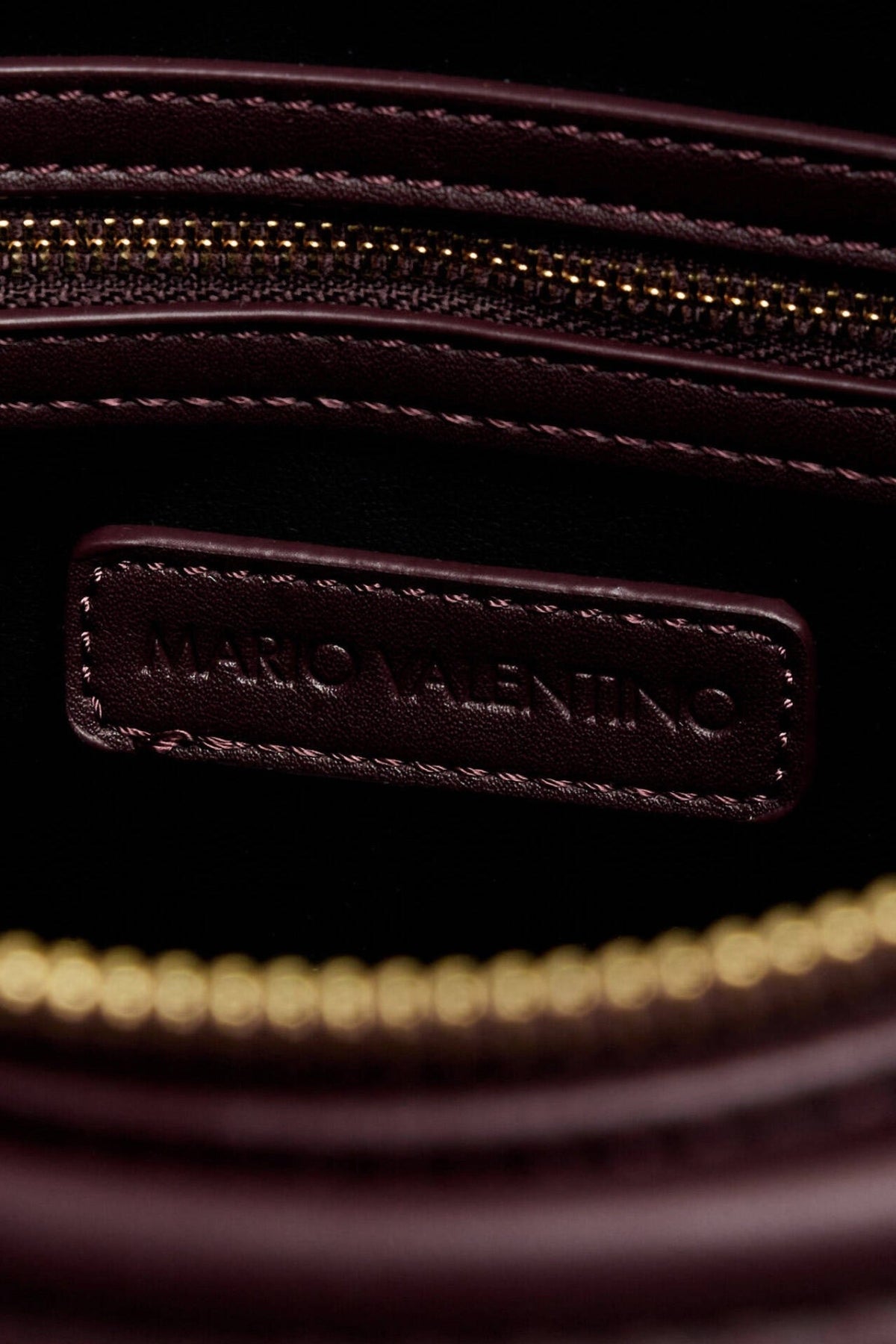 VALENTINO BAGS VBSABG WINTER AELL en color BORDEUX  (5)