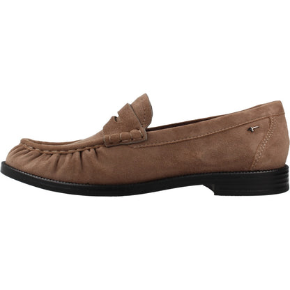 TAMARIS   MOCASIN en color TAUPE  (2)