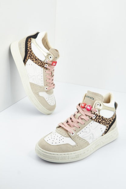 PREMIATA __ en color   (1)