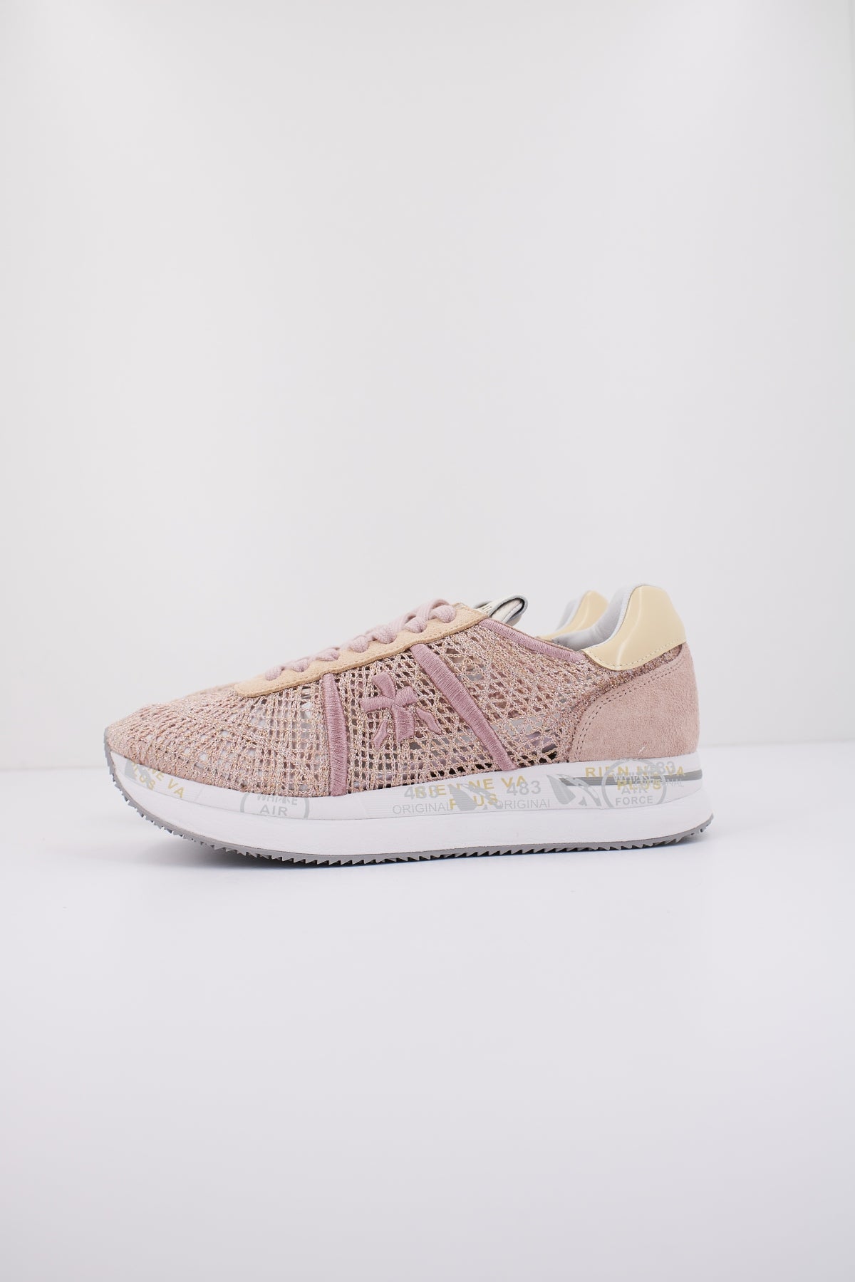 PREMIATA CONNY  en color   (1)