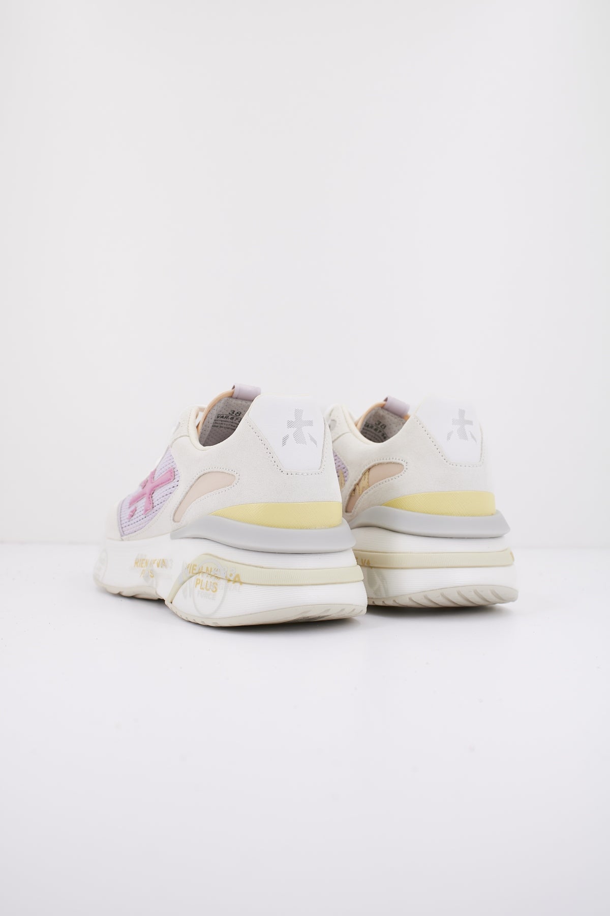 PREMIATA MOERUND   en color   (3)