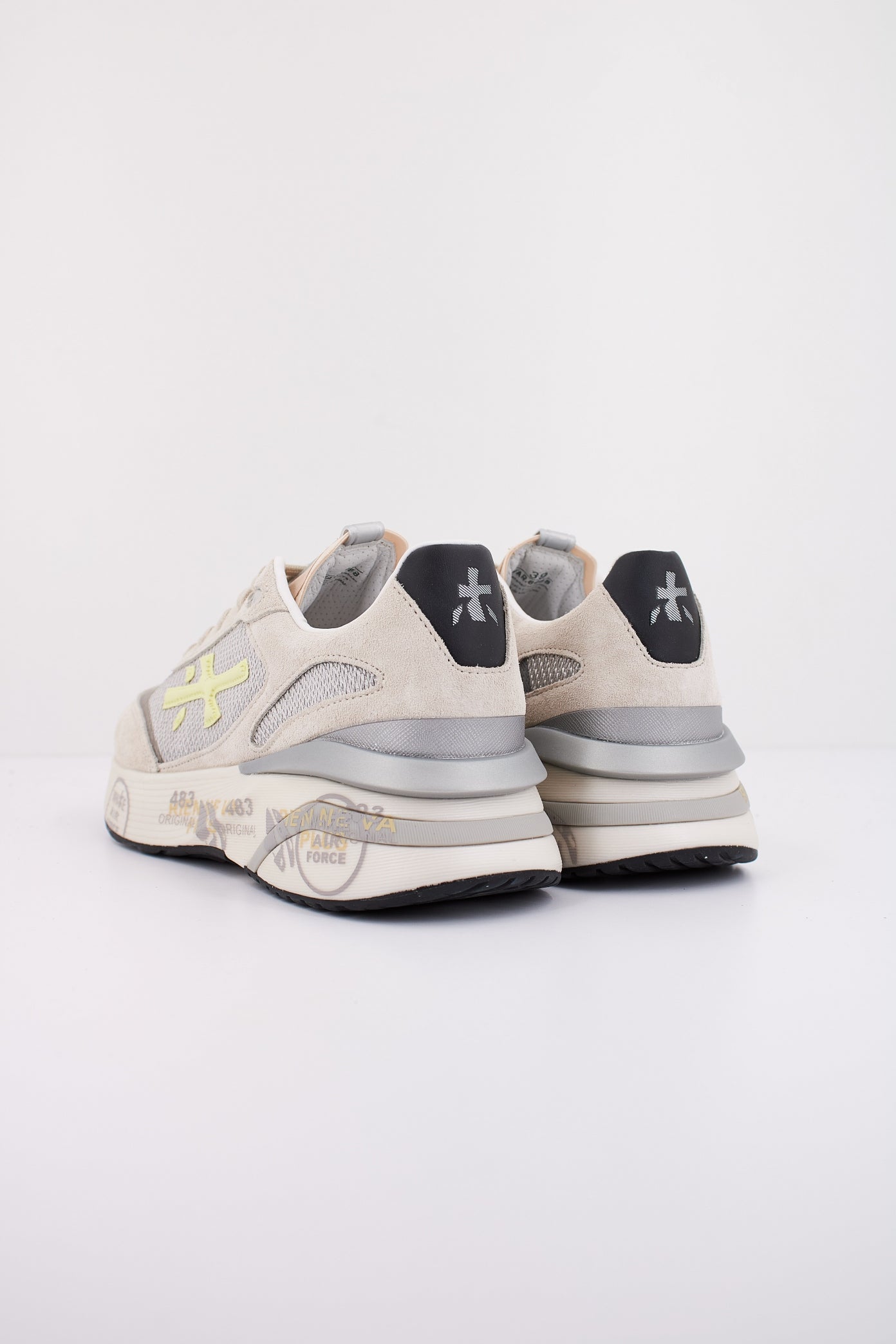 PREMIATA MOERUND   en color   (4)