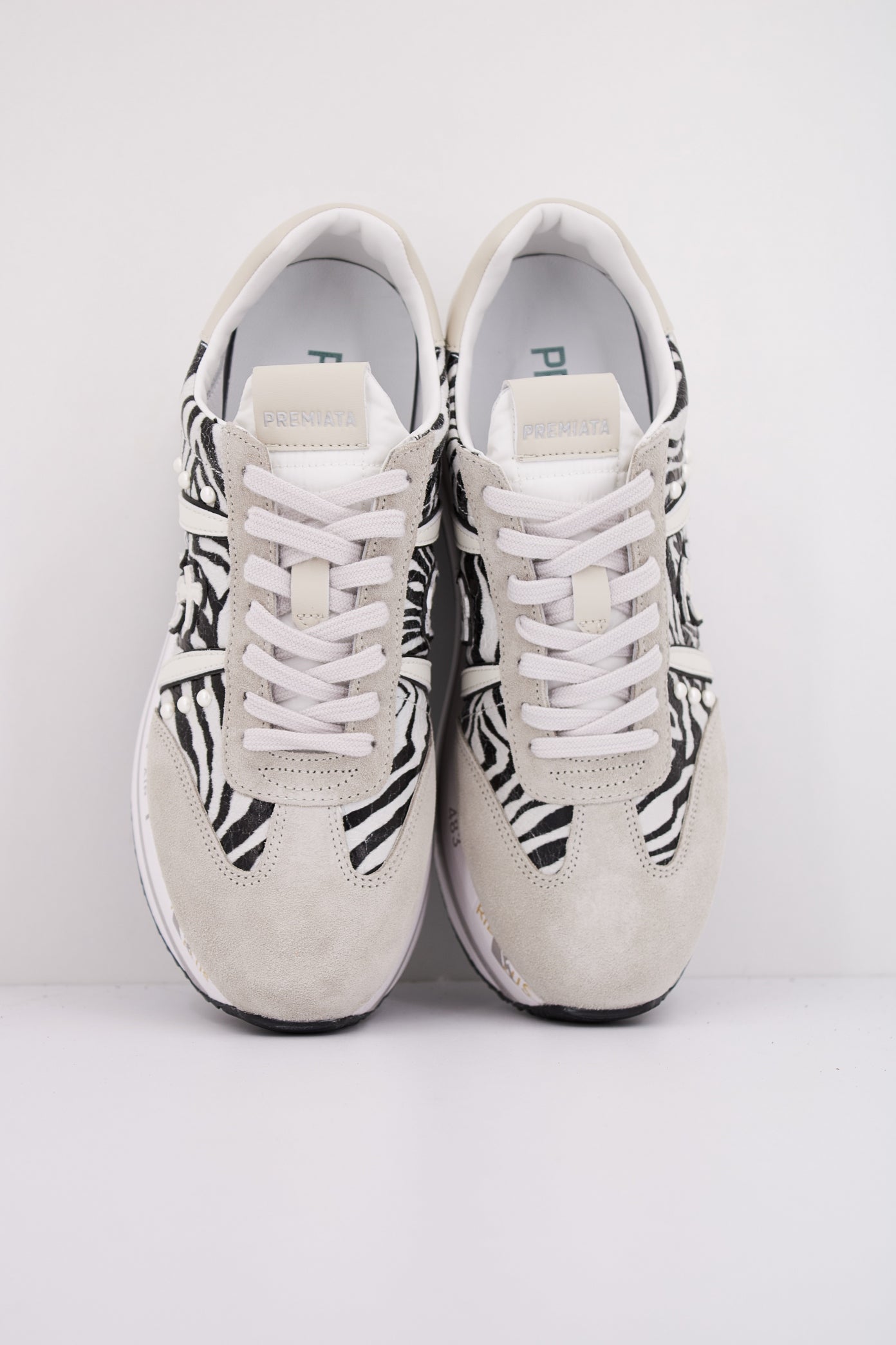 PREMIATA BETH   en color   (3)