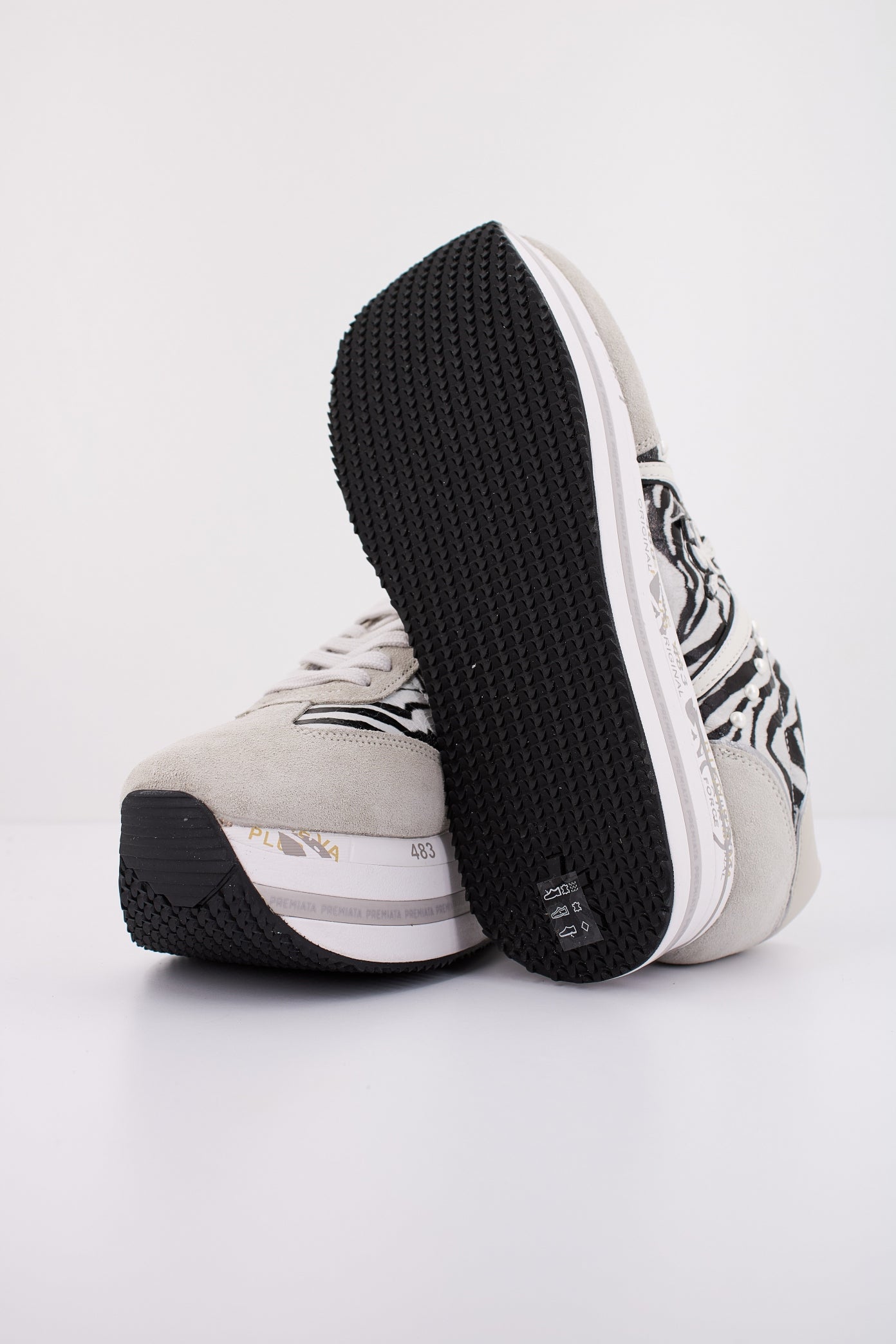 PREMIATA BETH   en color   (5)