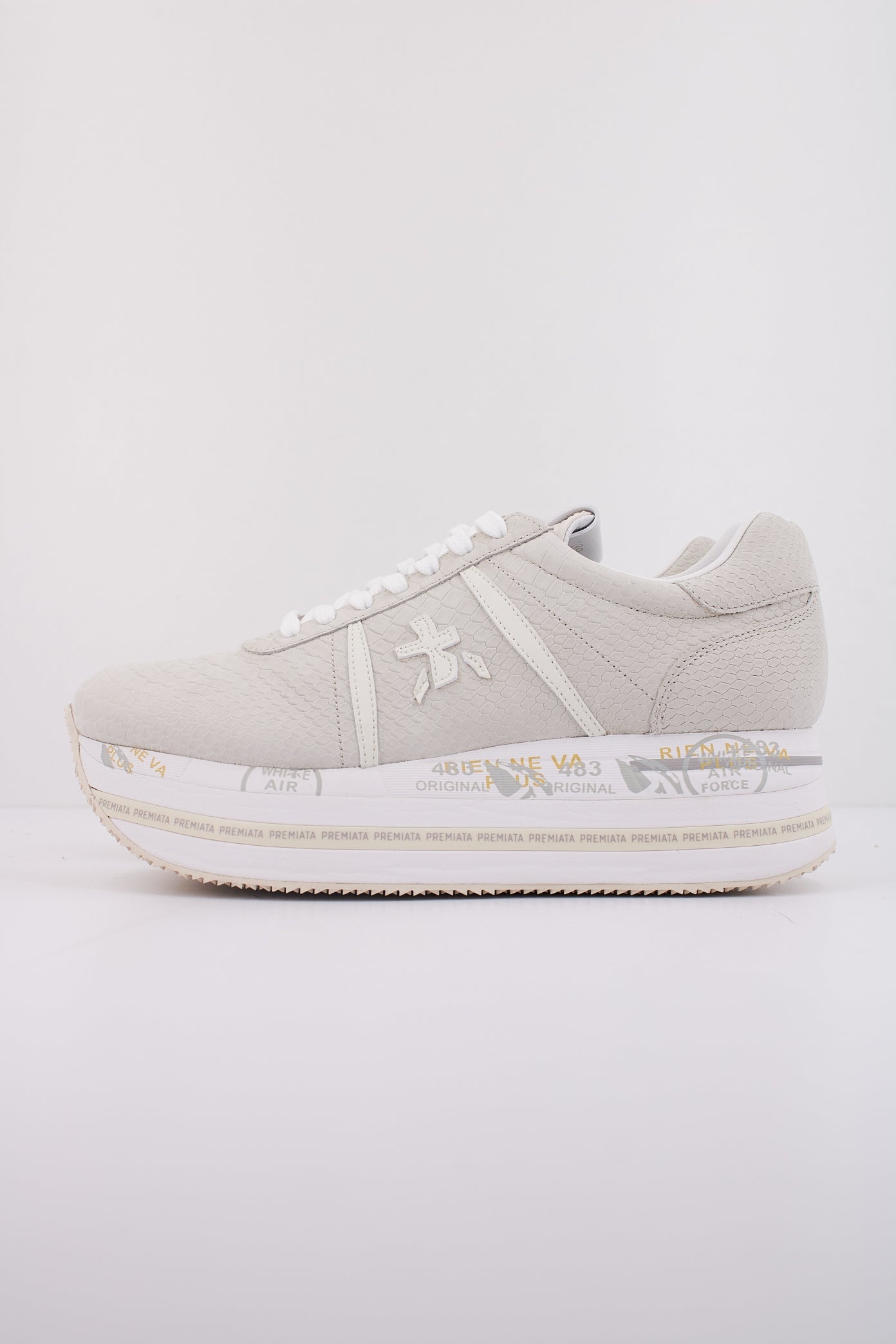 PREMIATA BETH  en color   (1)