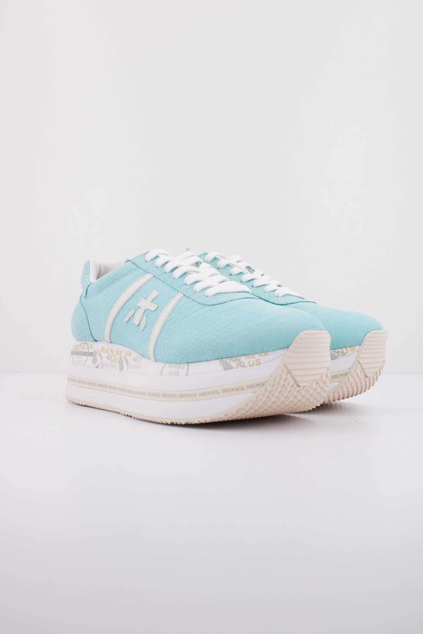 PREMIATA BETH  en color   (2)