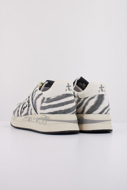 PREMIATA CONNY  en color   (4)