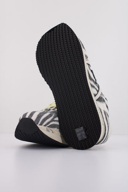 PREMIATA CONNY  en color   (5)