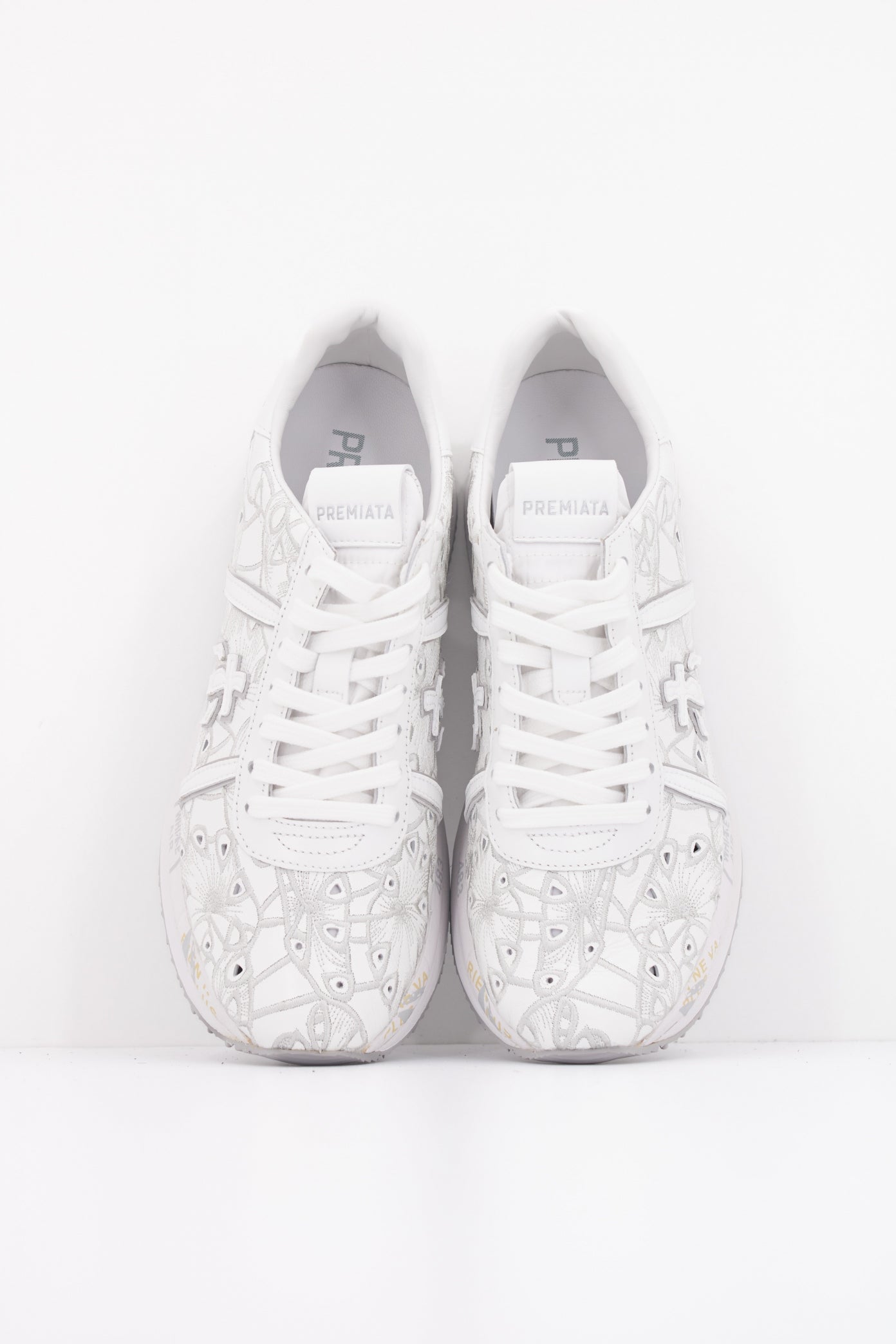 PREMIATA CONNY  en color   (3)