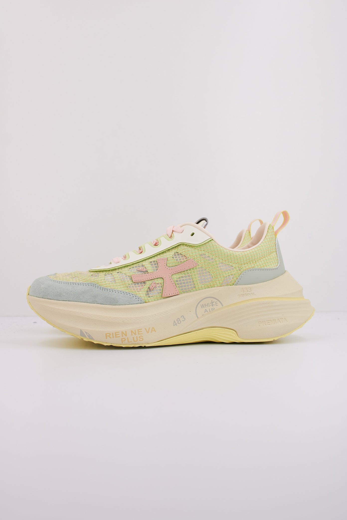 PREMIATA HILL en color   (1)