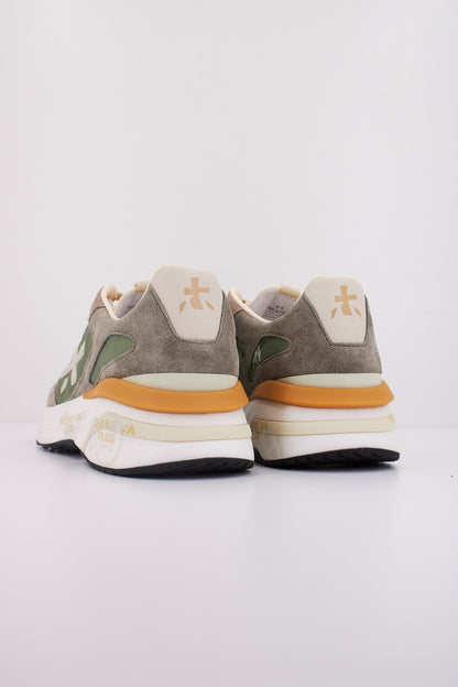 PREMIATA MOERUN  en color   (4)