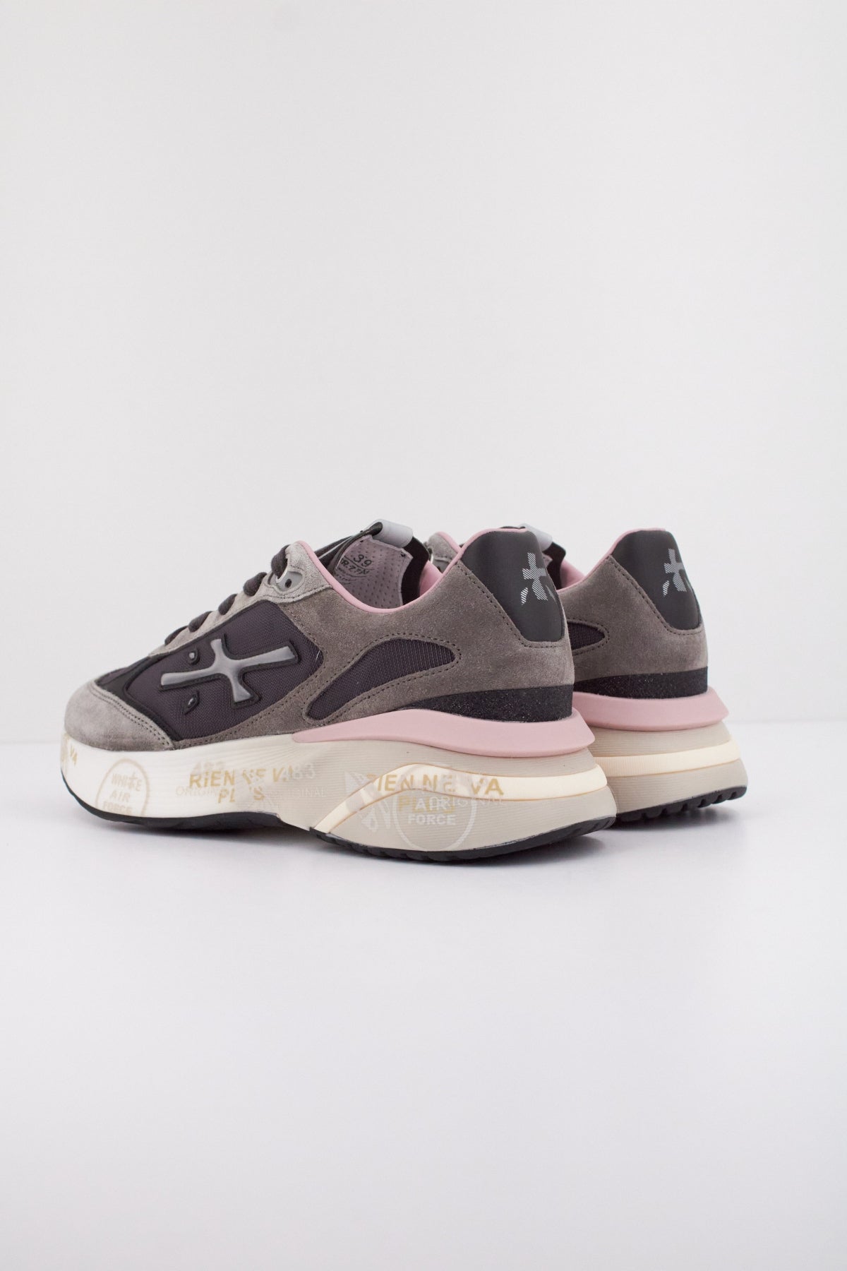 PREMIATA MOERUND en color   (4)