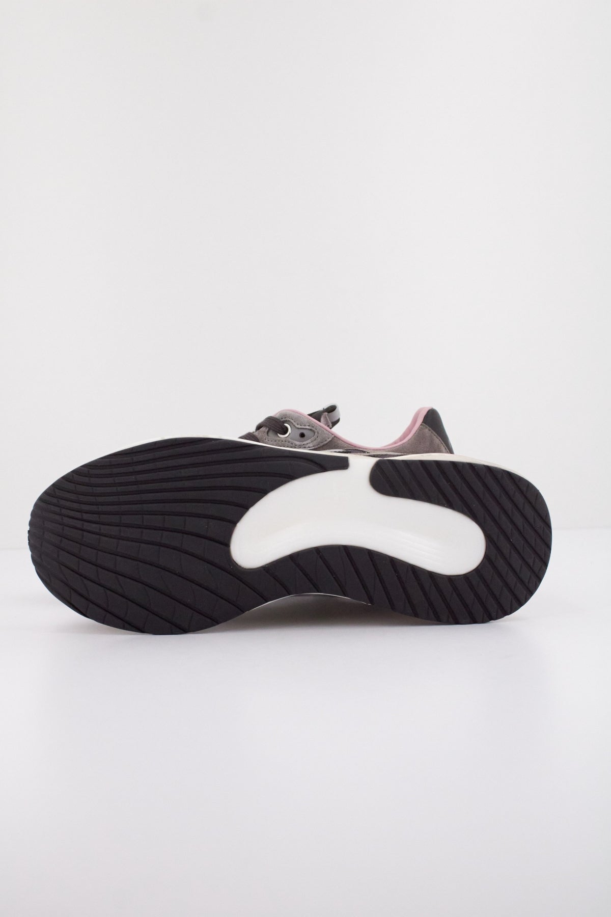 PREMIATA MOERUND en color   (5)