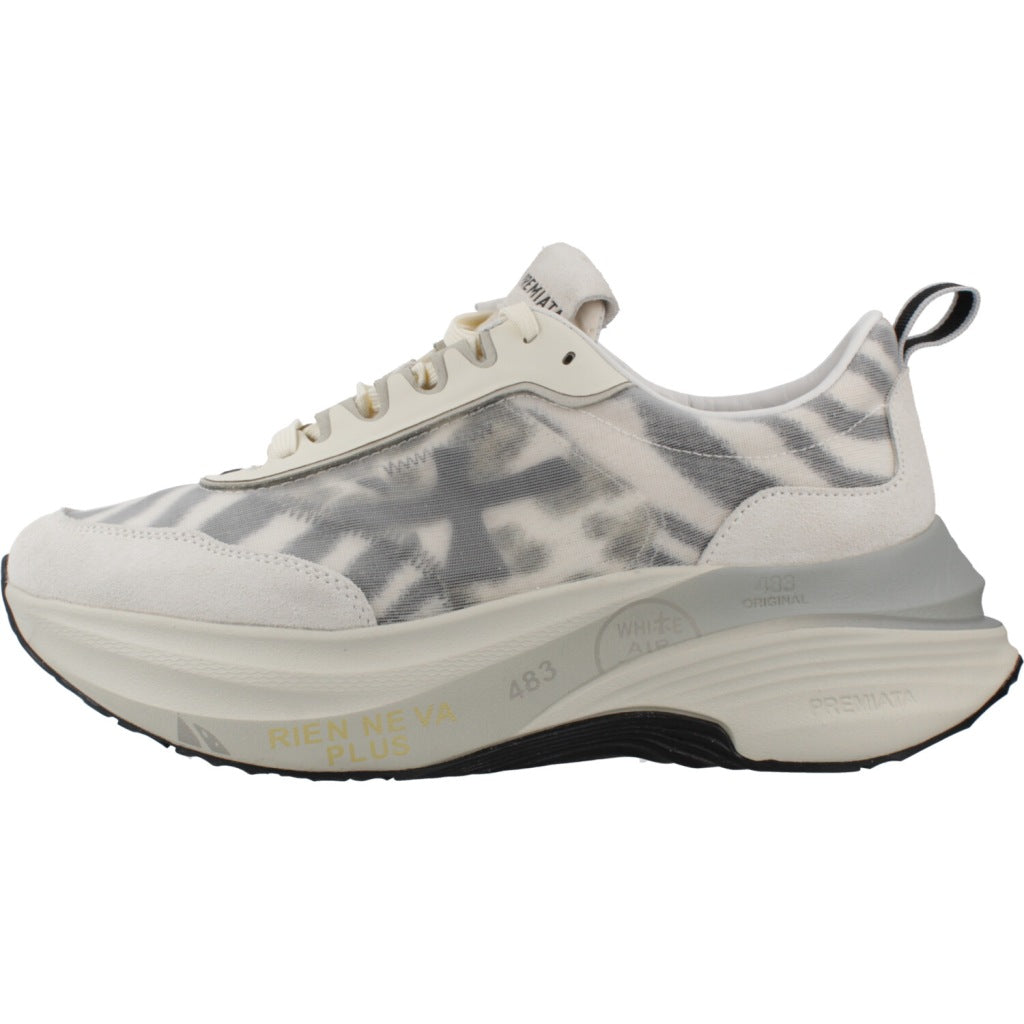 PREMIATA HILL  en color   (2)