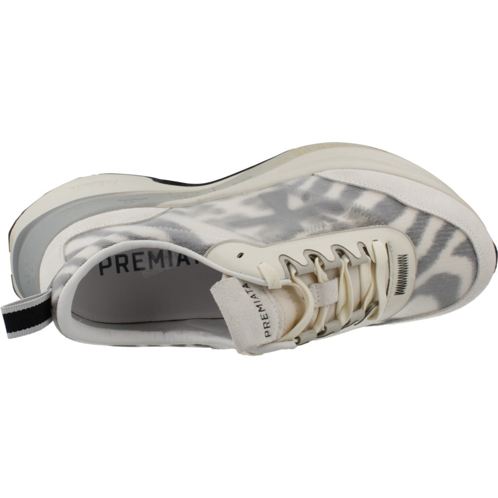 PREMIATA HILL  en color   (7)