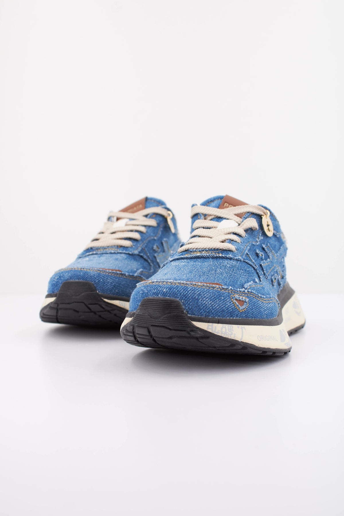 PREMIATA LAURYN   en color   (2)