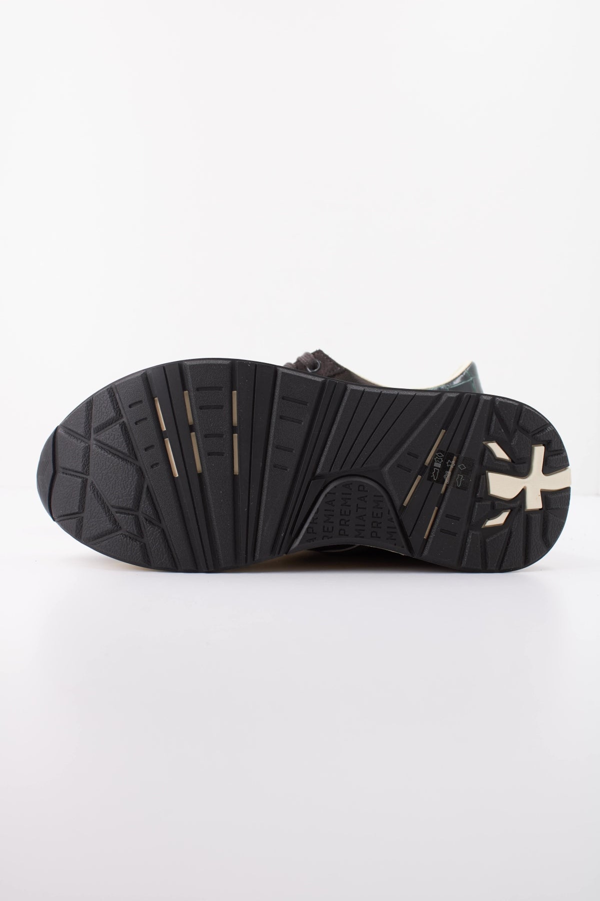 PREMIATA BETHCOIN  en color   (5)