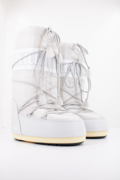 MOON BOOT  en color GREY  (2)