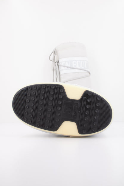 MOON BOOT  en color GREY  (5)