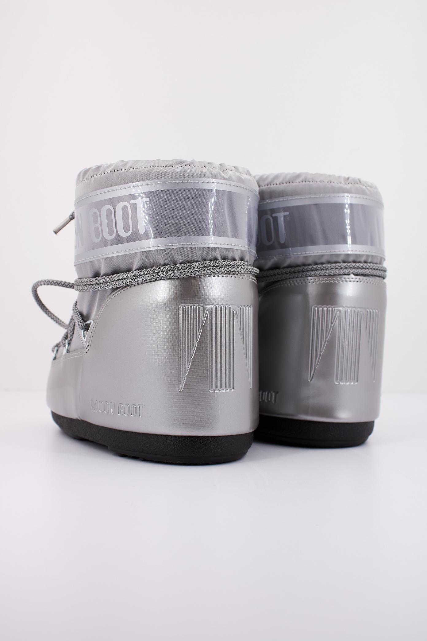 MOON BOOT MB ICON LOW GLANC en color SILVER  (4)