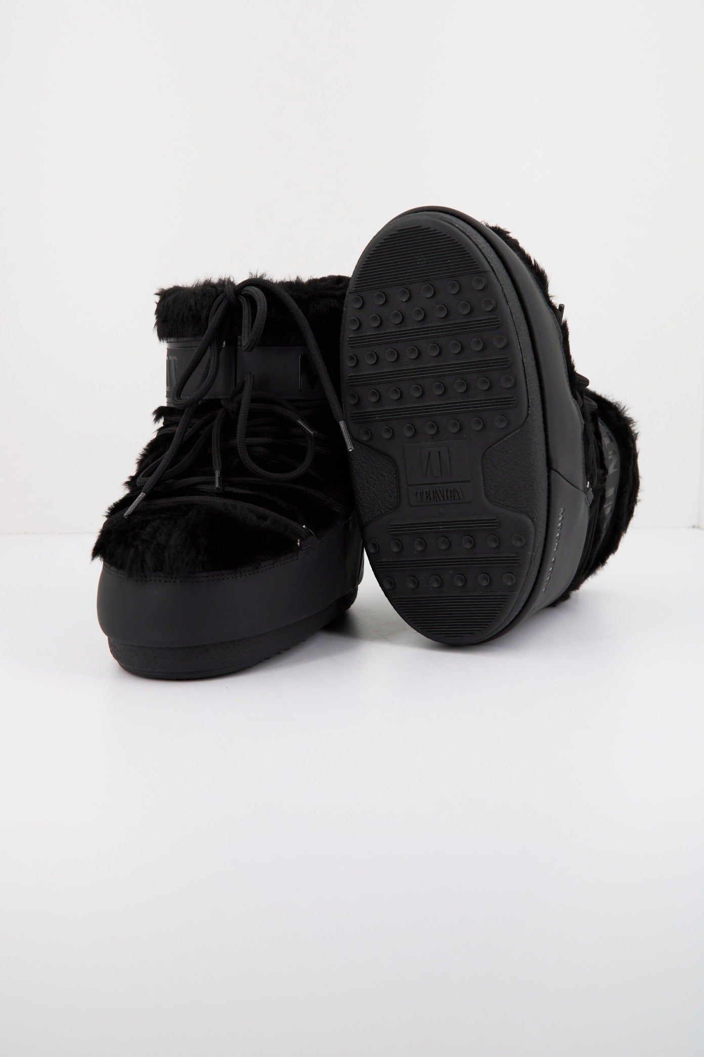 MOON BOOT MB ICON LOW FAUX FUR en color BLACK  (4)