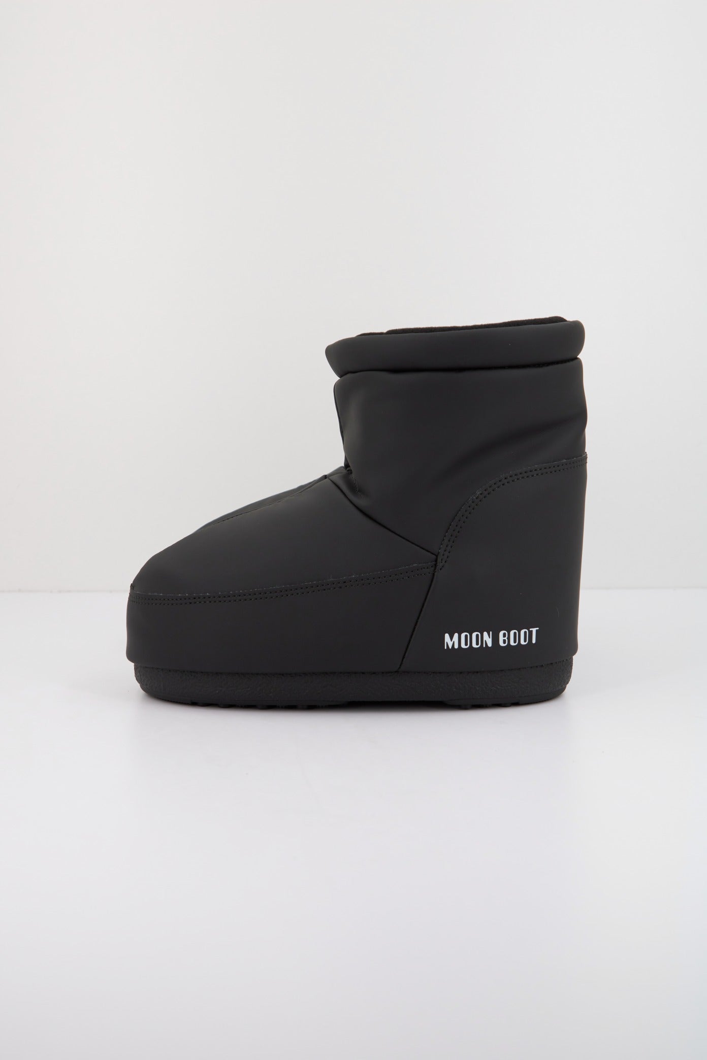 MOON BOOT MB ICON LOW NOLACE R en color BLACK  (1)