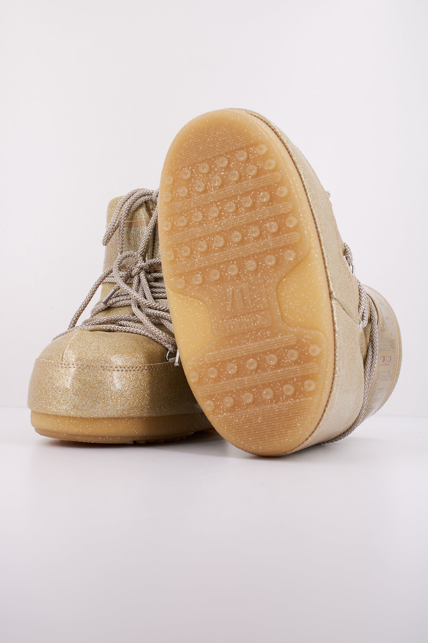MOON BOOT MB ICON LOW GLITTER en color GOLD  (5)