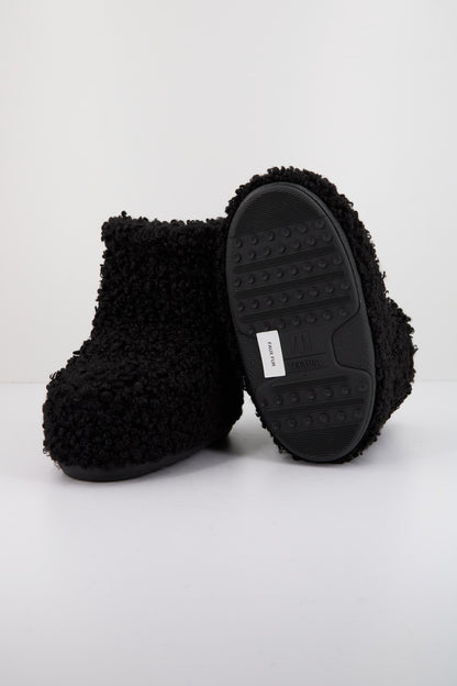 MOON BOOT MB ICON LOW FAUX CUR en color BLACK  (4)