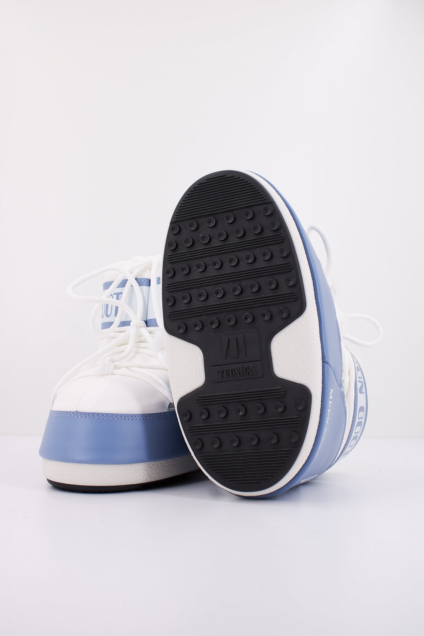 MOON BOOT MB ICON LOW NY en color GRYWHT  (5)