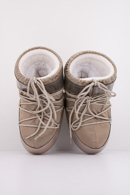 MOON BOOT  MB ICON LOW GLANC en color PLATINUM  (3)