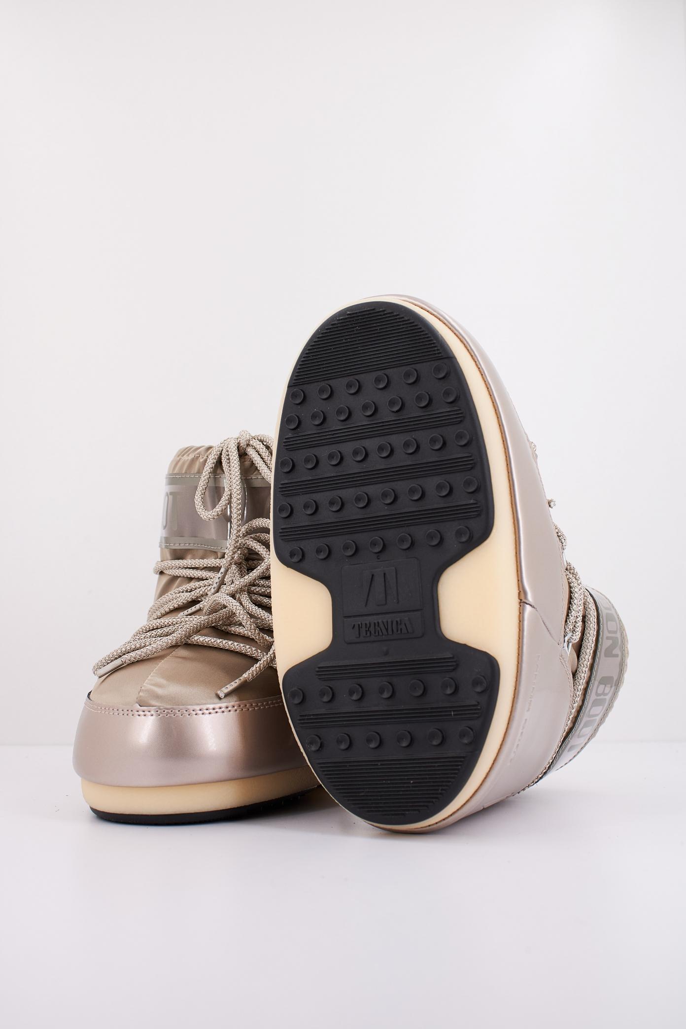 MOON BOOT  MB ICON LOW GLANC en color PLATINUM  (5)