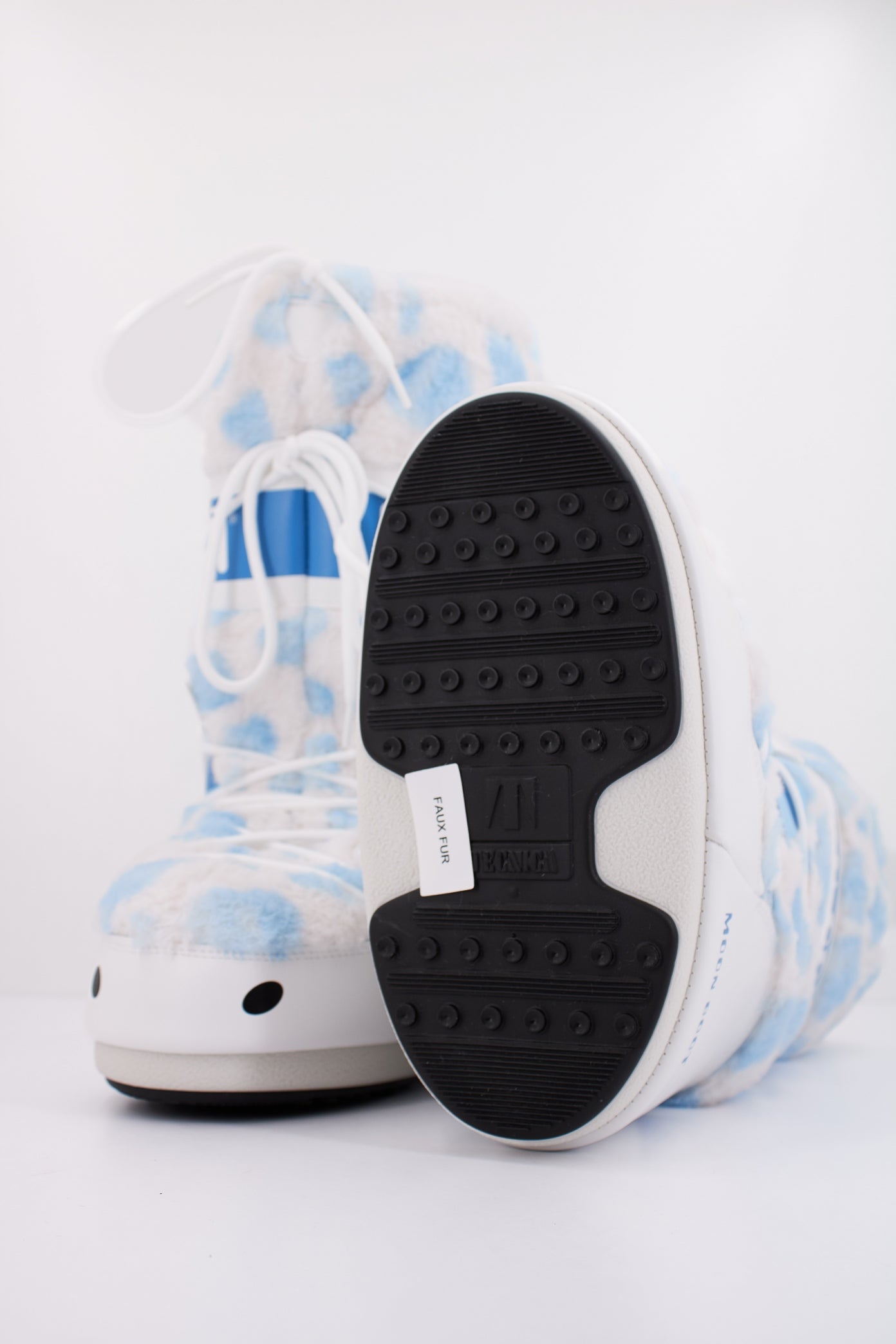 MOON BOOT MB ICON YE en color WHTBLE  (5)