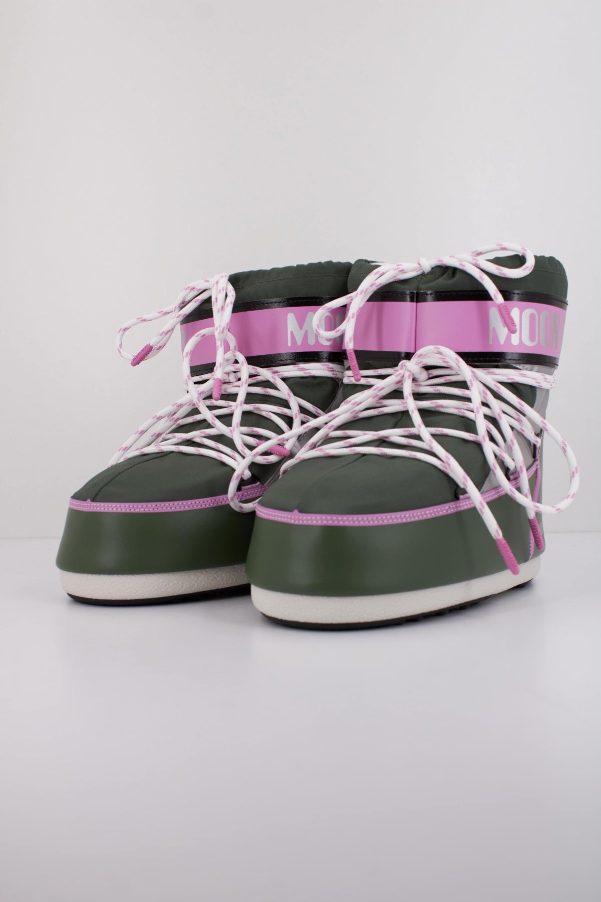 MOON BOOT H MB ICON LOW SPAC en color GREEN  (2)
