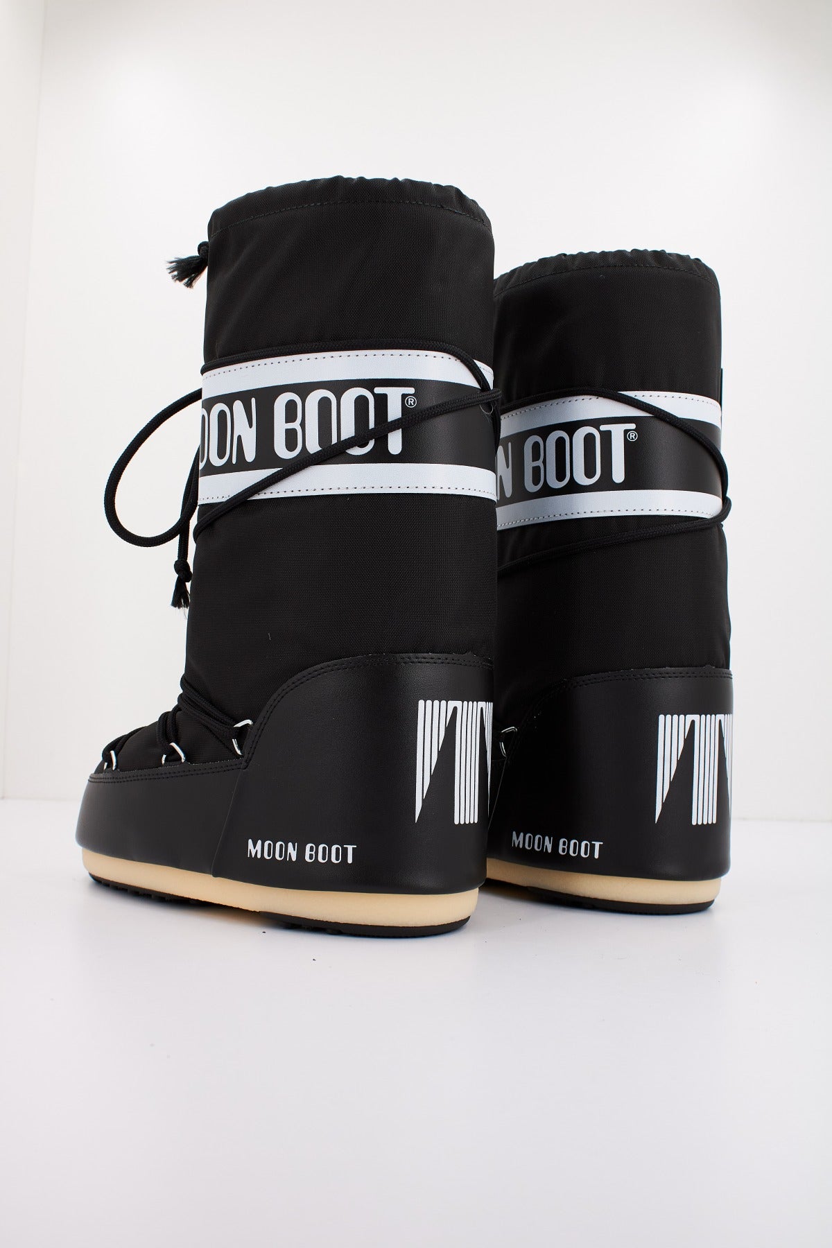 MOON BOOT ICON NYLON en color BLACK  (3)