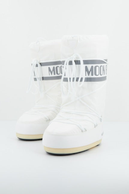 MOON BOOT   en color WHITE  (2)