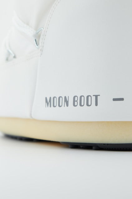 MOON BOOT   en color WHITE  (4)