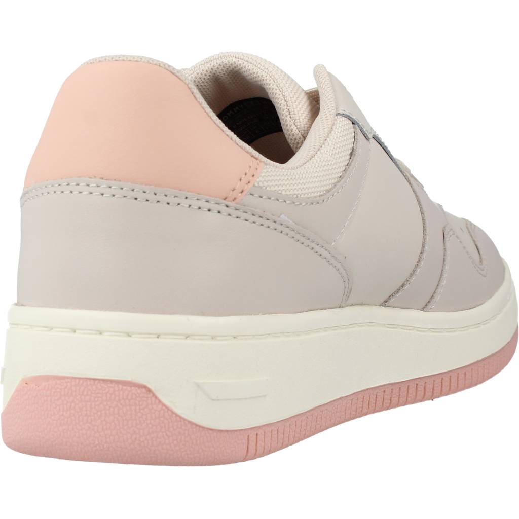 TOMMY JEANS RETRO BASKET en color ACEBEIGE  (3)