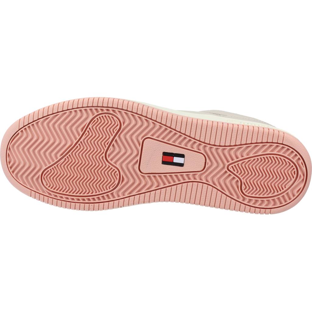 TOMMY JEANS RETRO BASKET en color ACEBEIGE  (6)