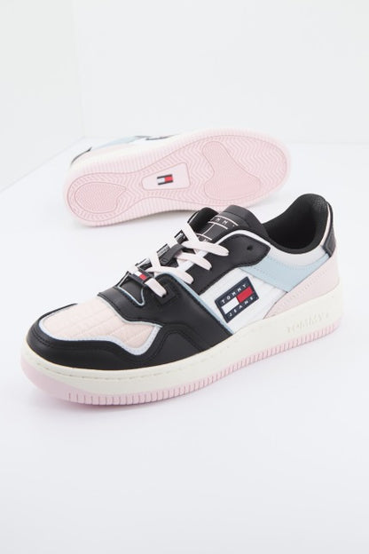 TOMMY JEANS  PASTEL LOW B en color PNZBLSIS  (1)