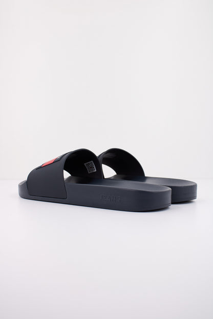 TOMMY JEANS POOL SLIDE ESS en color CG  (3)