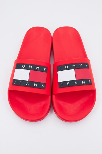 TOMMY JEANS POOL SLIDE ESS en color XNL  (1)