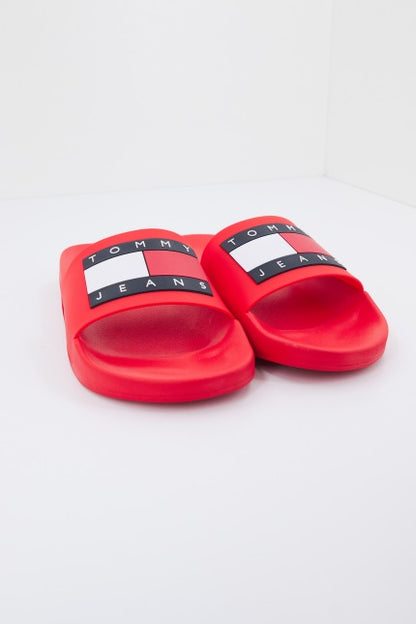 TOMMY JEANS POOL SLIDE ESS en color XNL  (2)