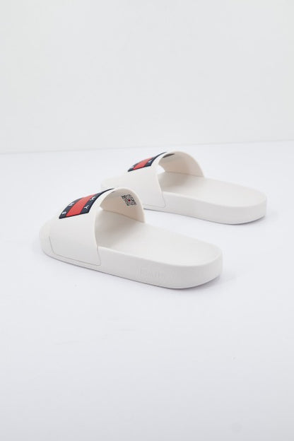 TOMMY JEANS FLAG POOL SLD ESS en color TCR  (3)