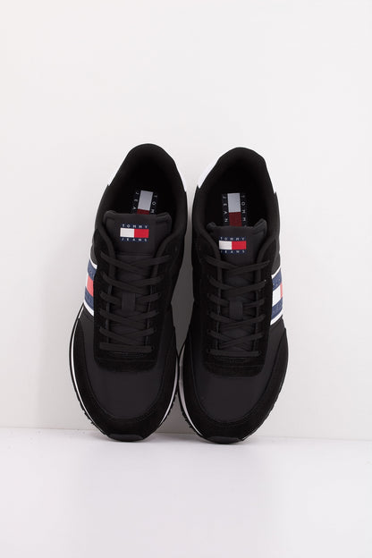 TOMMY JEANS TJM RUNNER CASUAL en color BDS  (3)